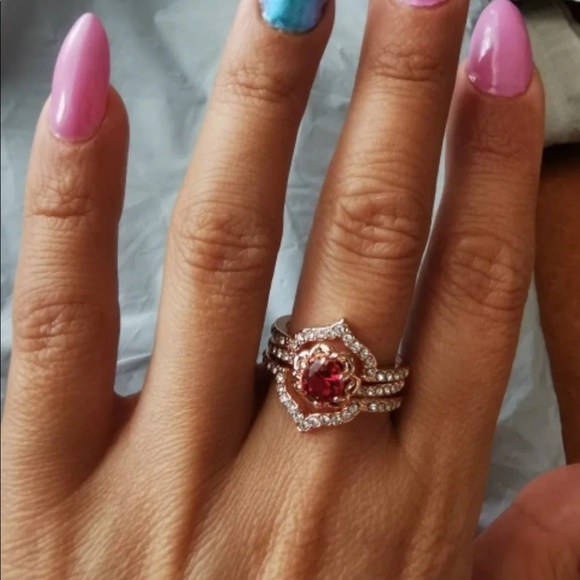 Elegant Gorgeous 3 Piece Ring Gem Set - Picture 2 of 4